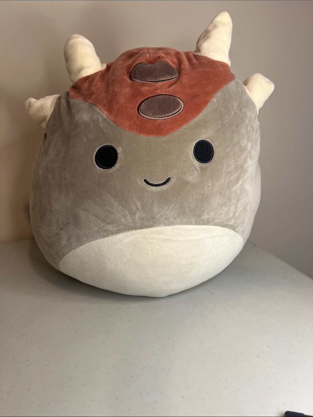 Squishmallow Dino- Gray and Cream